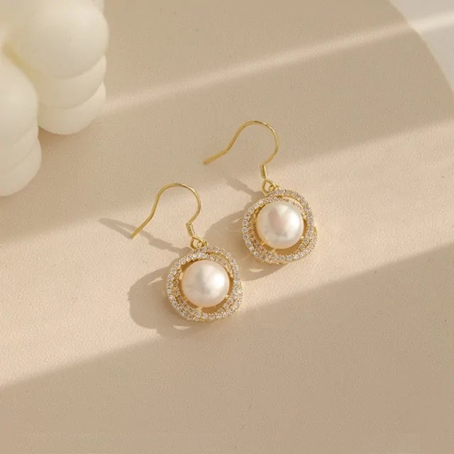 Pearl Earrings and Necklace - Glide Goods LLC